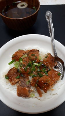 コストコさんま蒲焼でうな丼風